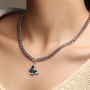 3/$30 🤍 Butterfly Charm Necklace